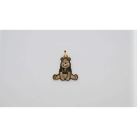 Disney Winnie the Pooh Charm Pendant 10k Yellow Gold Estate Sale
